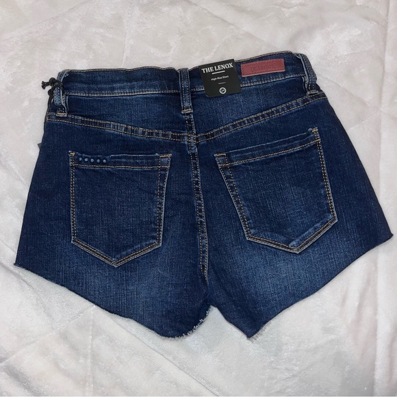 *NEW* Blank NYC Jean Shorts - Picture 2 of 4